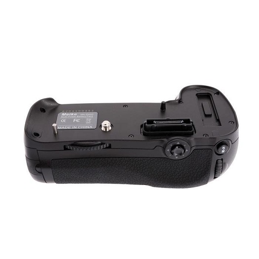 Battery Grip Meike p/ Nikon D800 e D810 - Imagem 2
